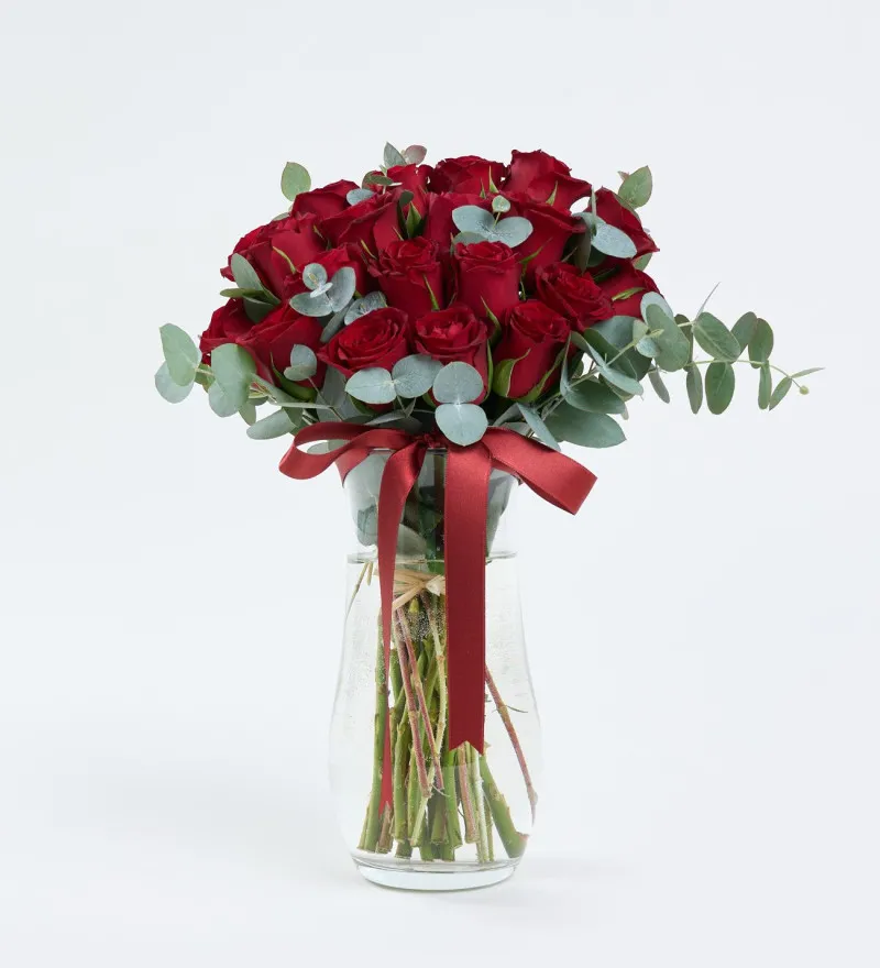 21'li Kırmızı Gül - Paşabahçe Vazoda